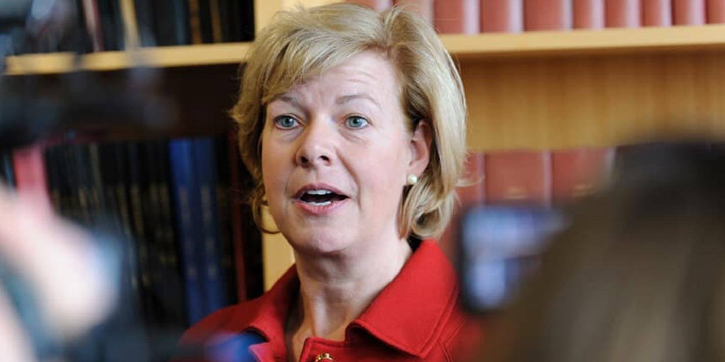 Tammy Baldwin JD’89